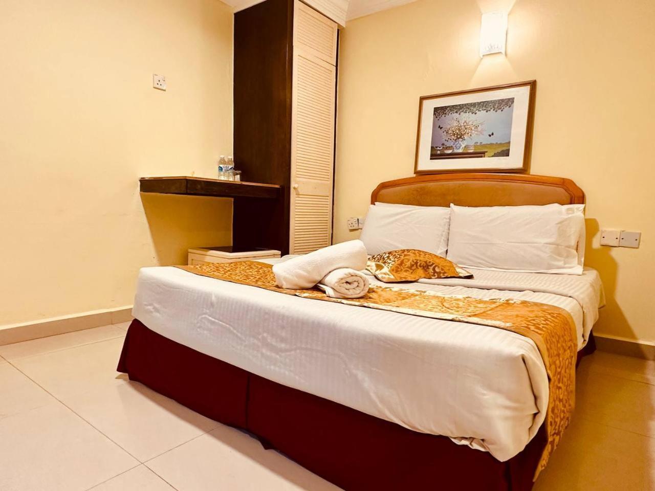 Carlton Hotel Seremban - Next To Terminal Bus Station Exteriér fotografie