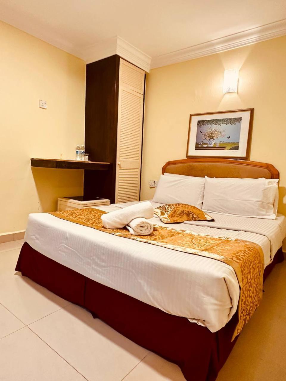 Carlton Hotel Seremban - Next To Terminal Bus Station Exteriér fotografie